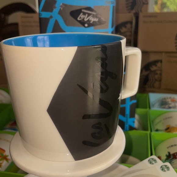 Las Vegas Starbucks mug - Picture 6 of 16